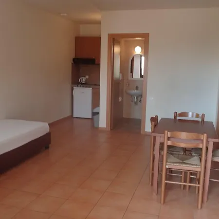 Aparthotel Dia 3*