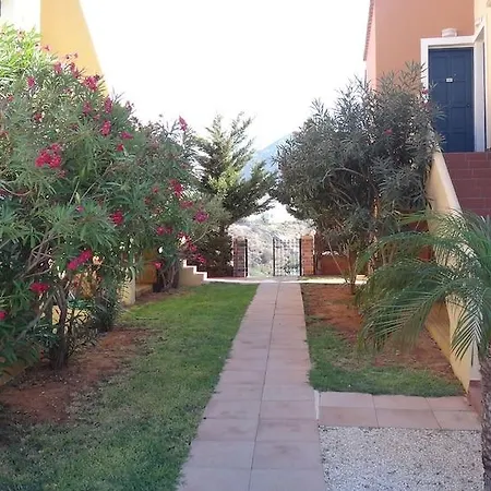 Dia Aparthotel