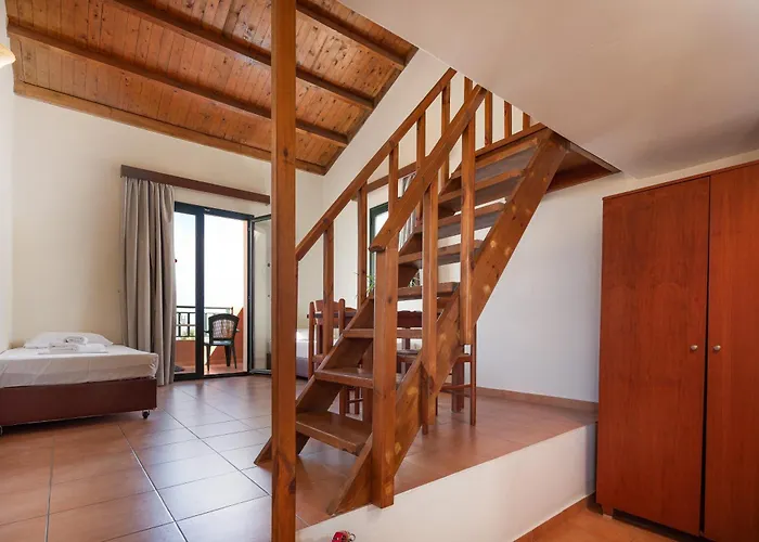 Dia Апарт-готель