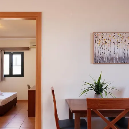 Dia Hotel de apartamente 3*