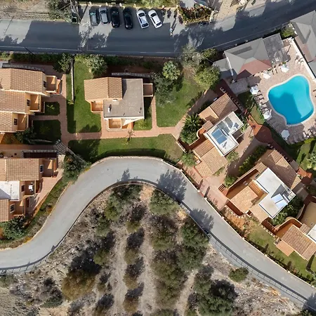 Dia Апарт-отель